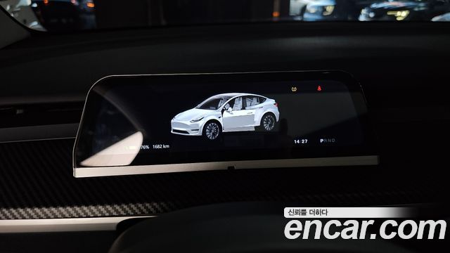 Tesla Model Y 2024 — photo 31