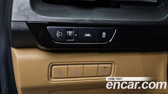 Kia Canival 2023 — photo 13