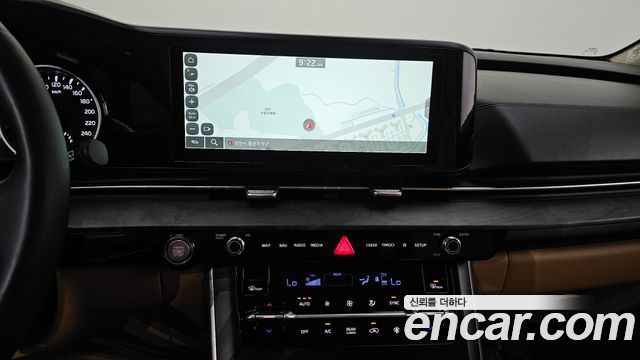 Kia Canival 2023 — photo 15