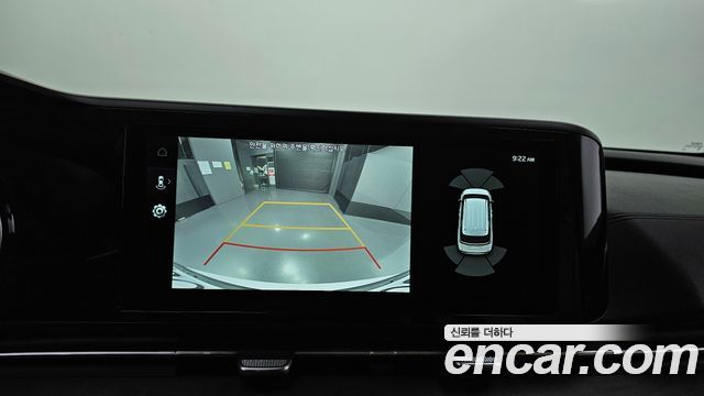 Kia Canival 2023 — photo 16