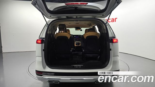 Kia Canival 2023 — photo 20