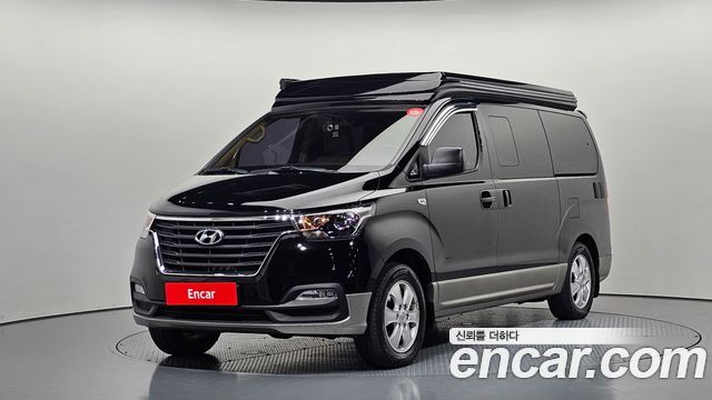 Hyundai Starex 2019 — photo 1