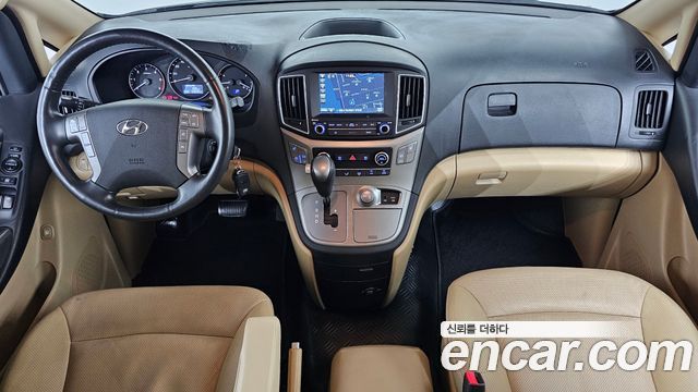 Hyundai Starex 2019 — photo 10