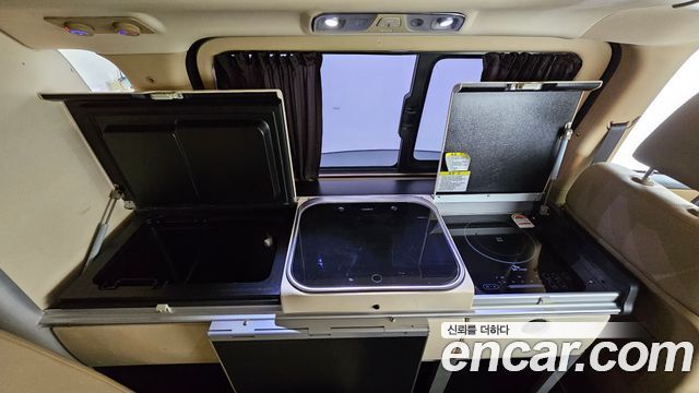 Hyundai Starex 2019 — photo 19