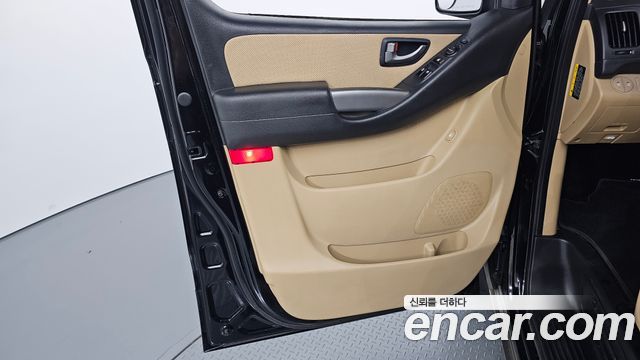 Hyundai Starex 2019 — photo 15
