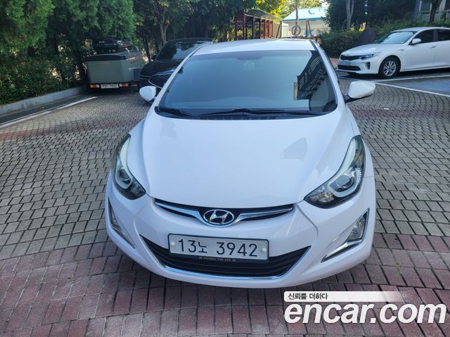 Hyundai AVANTE 2016 — photo 1