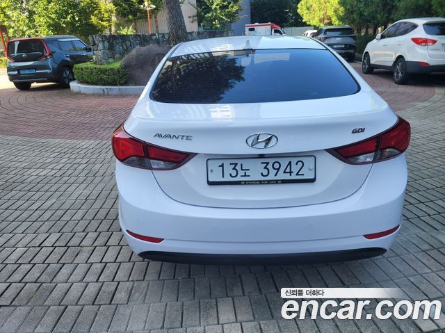 Hyundai AVANTE 2016 — photo 4