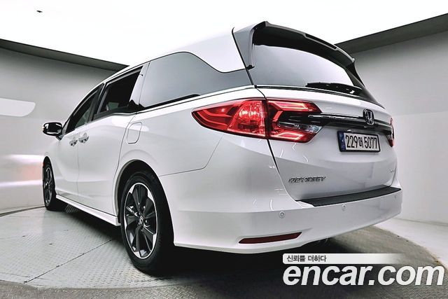 Honda Odyssey 2023 — photo 4