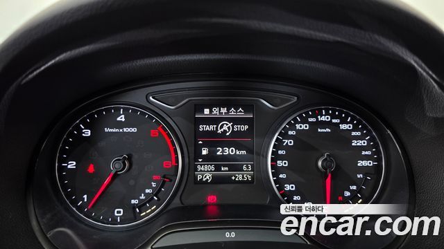 Audi A3 2015 — photo 8