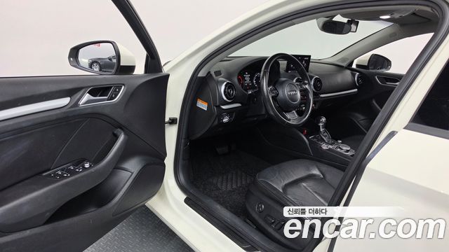 Audi A3 2015 — photo 10