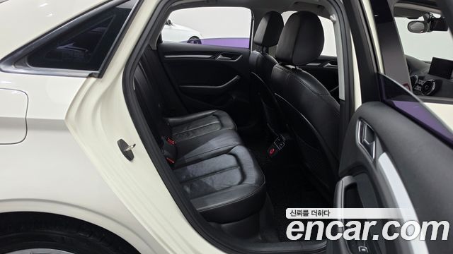 Audi A3 2015 — photo 12