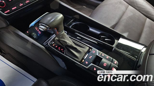 Kia K7 2017 — photo 12