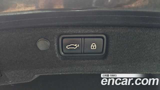 Kia K7 2017 — photo 23