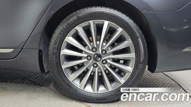 Kia K7 2017 — photo 7