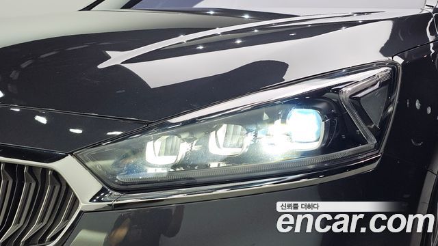 Kia K7 2017 — photo 8