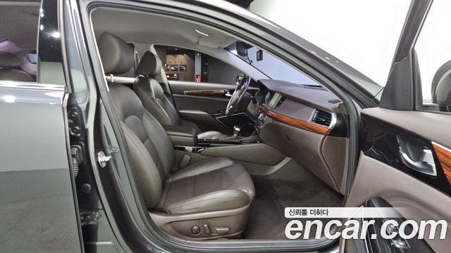 Kia K7 2017 — photo 16
