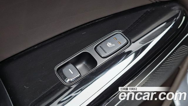 Kia K7 2017 — photo 29