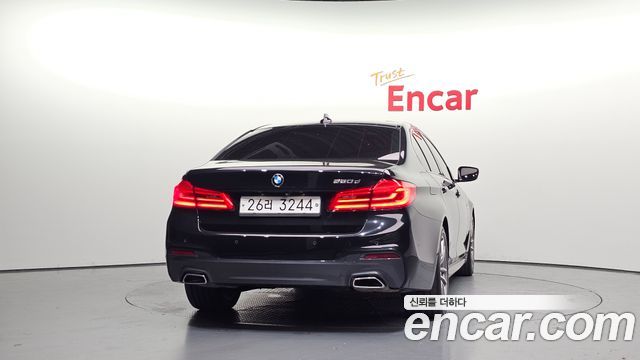 BMW 5-Series 2017 — photo 4