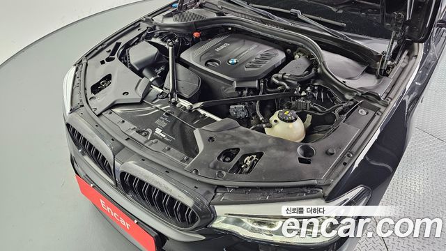 BMW 5-Series 2017 — photo 6