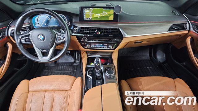 BMW 5-Series 2017 — photo 7