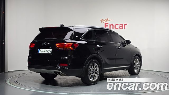 Kia Sorento 2019 — photo 2