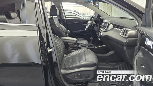 Kia Sorento 2019 — photo 11