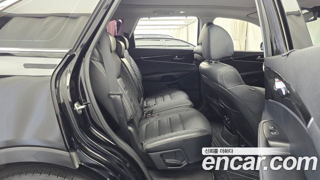Kia Sorento 2019 — photo 12