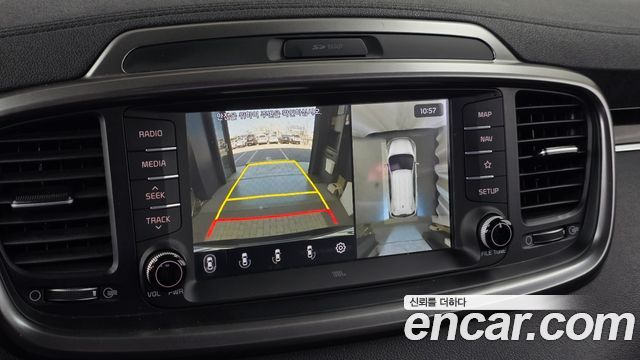 Kia Sorento 2019 — photo 15