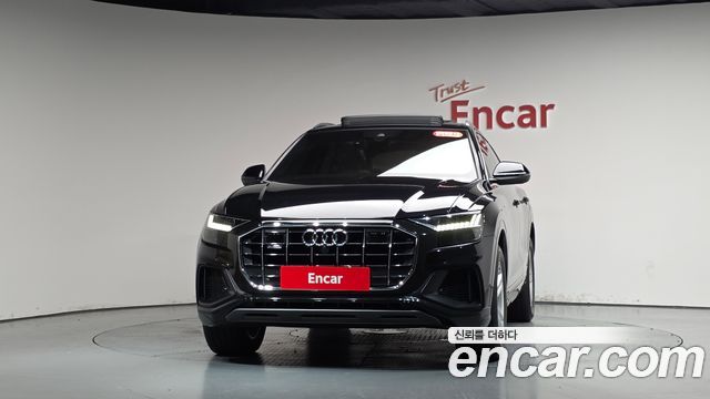 Audi Q8 2021 — photo 3