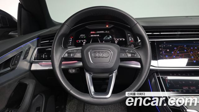 Audi Q8 2021 — photo 19