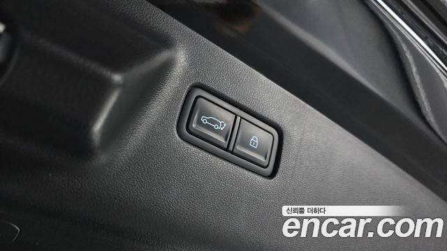 Hyundai Santafe 2024 — photo 25