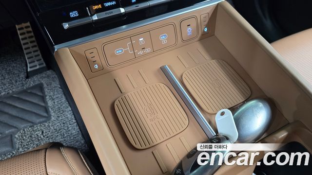 Hyundai Santafe 2024 — photo 26