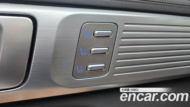 Hyundai Santafe 2024 — photo 30