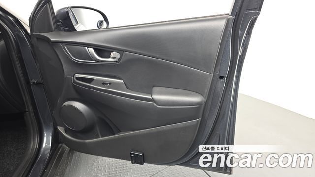 Hyundai Kona 2018 — photo 14