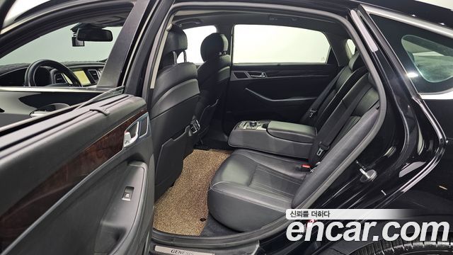 Hyundai Genesis 2015 — photo 11