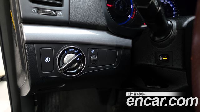 Hyundai i40 2014 — photo 18