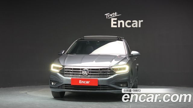 Volkswagen Jetta 2021 — photo 3