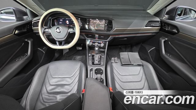 Volkswagen Jetta 2021 — photo 10