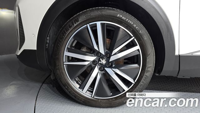 Peugeot 5008 2024 — photo 5