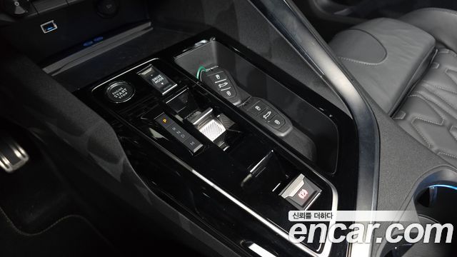 Peugeot 5008 2024 — photo 12