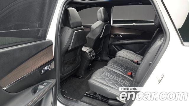 Peugeot 5008 2024 — photo 17