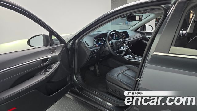 Hyundai Sonata 2021 — photo 10