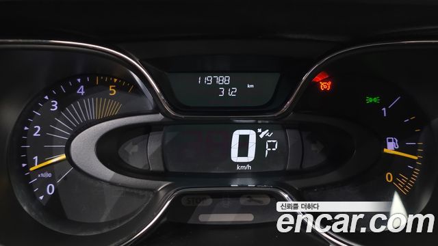 Renault Korea QM3 2015 — photo 8