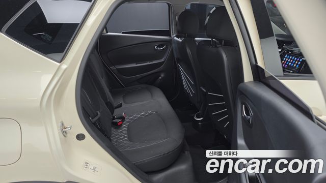 Renault Korea QM3 2015 — photo 11