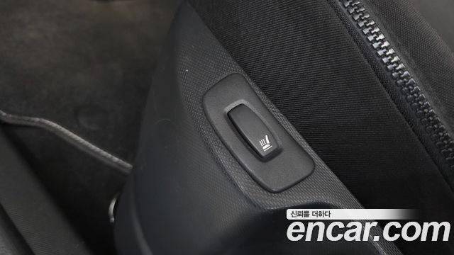 Renault Korea QM3 2015 — photo 17