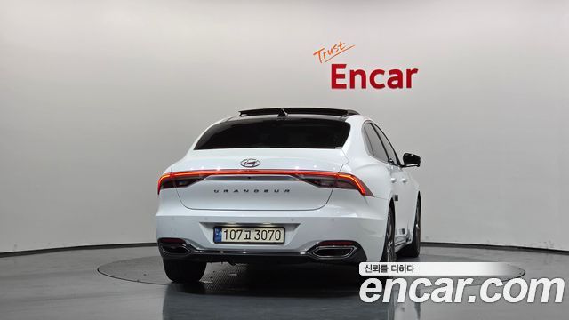 Hyundai Grandeur 2022 — photo 4