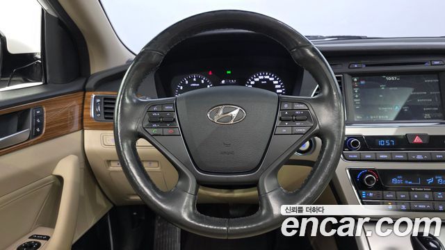 Hyundai Sonata 2015 — photo 13