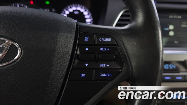 Hyundai Sonata 2015 — photo 17
