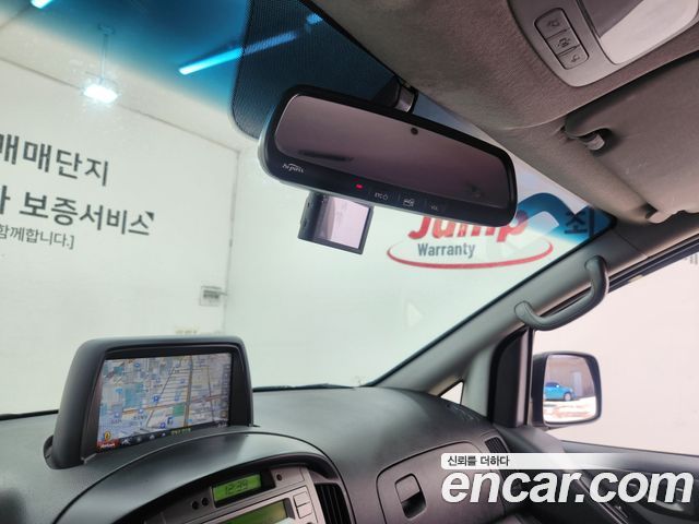 Hyundai Starex 2011 — photo 8