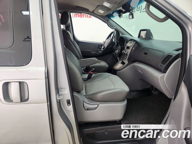 Hyundai Starex 2011 — photo 15
